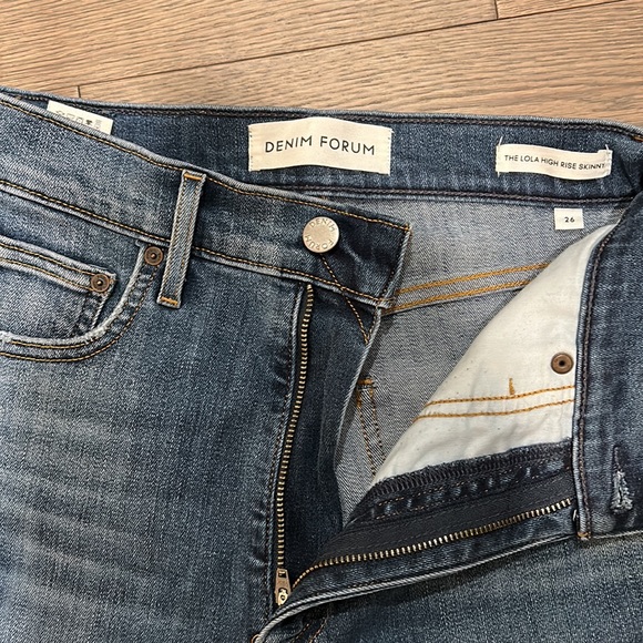 DENIM FORUM LOLA HIGH RISE JEANS - Picture 1 of 8